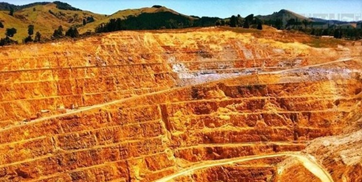 فرآوری سالانه بیش از یک میلیون تن ماده معدنی طلا در تکاب