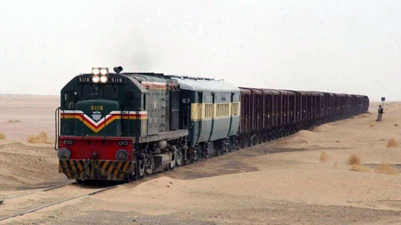 خروج قطار باری پاکستان در زاهدان از ریل
