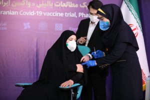تزریق دومین دوزواکسن ایرانی کرونابه۳داوطلب نخست