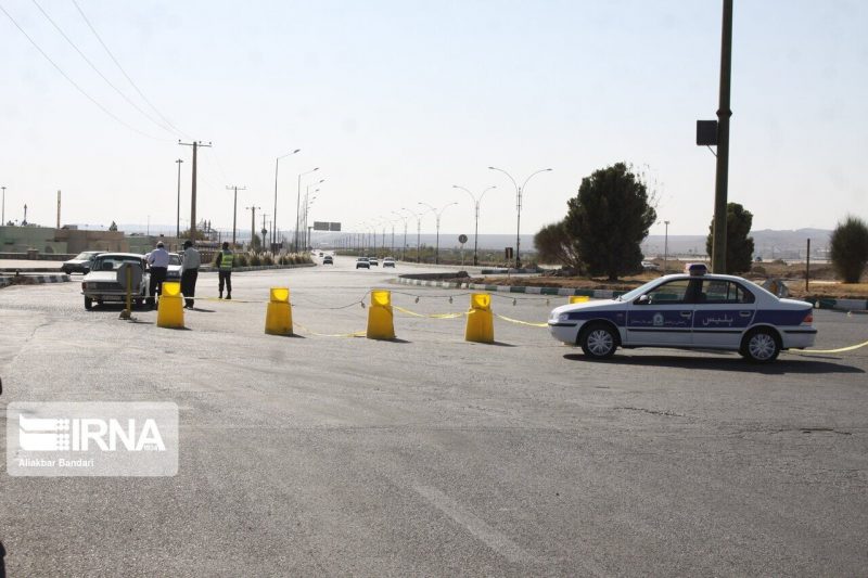 کارشناس کنترل ترافیک پلیس راه البرز اعلام کرد که به علت اعملیات عمرانی تردد وسایل نقلیه در جاده کرج- چالوس از محدوده کندوان به سمت شمال کشور ممنوع است.
