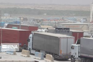 صدور۱۰۰ هزار تن محصولات کشاورزی از مرز مهران به عراق