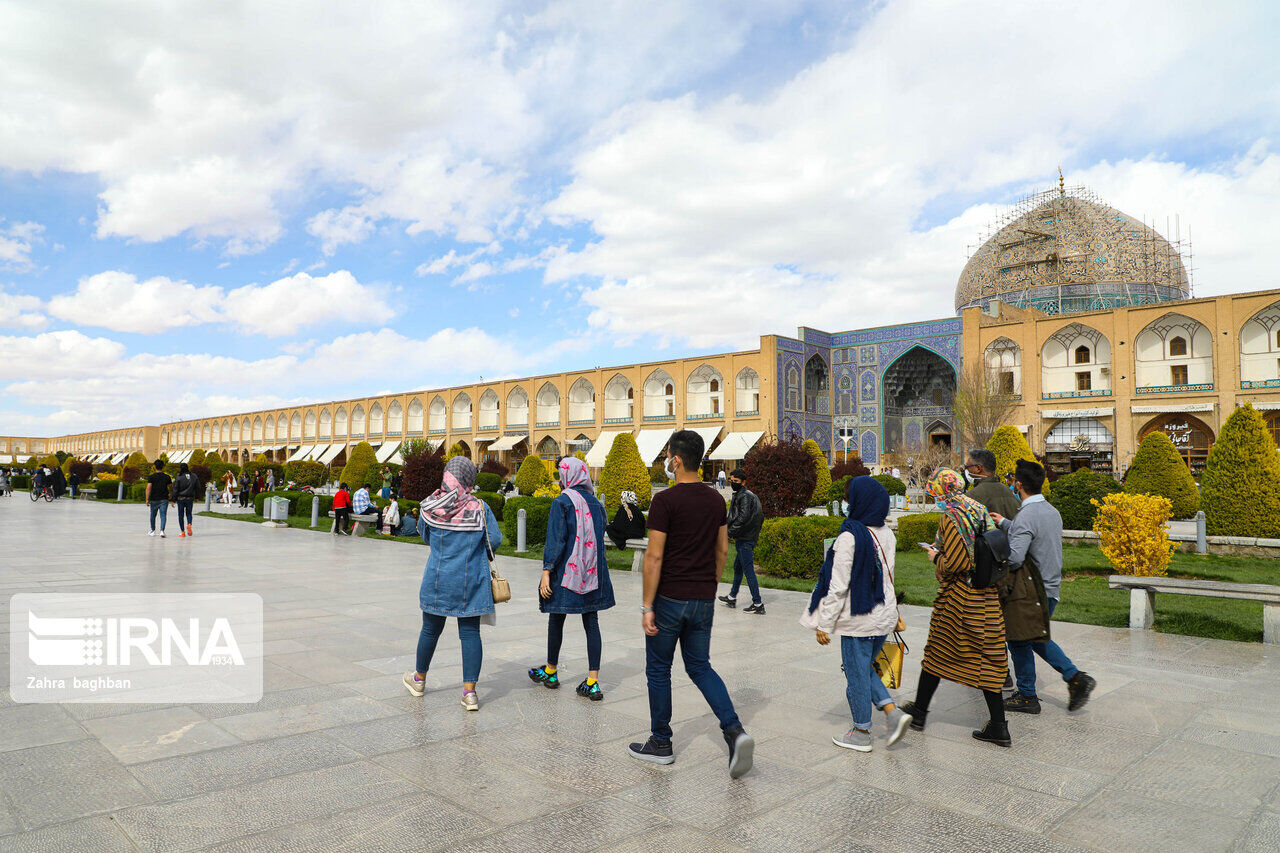 کاهش  ۹۰ درصدی اقامت گردشگران در اصفهان