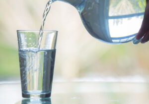 چطور فرد روزه‌دار آب بدن‌خود را حفظ کند؟