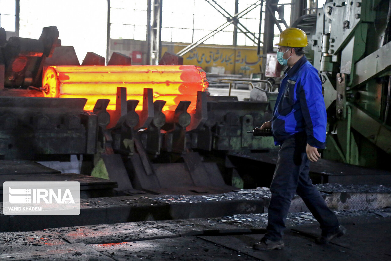 صدور ۴میلیون یورو محصولات مجتمع فولاد اسفراین به خارج
