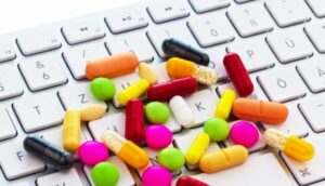 ممنوعیت خرید و فروش دارو در فضای مجازی
