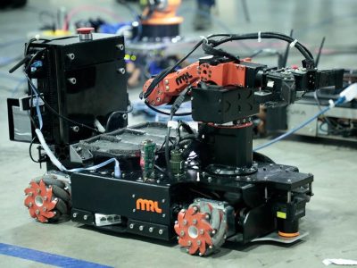 راه‌اندازی مرکز تحقیقات رباتیک دربزرگترین واحد دانشگاه آزاد/جزئیات حمایت از تیم‌های برتر ربوکاپ