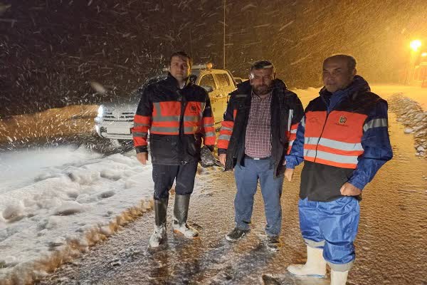 عملیات راهداری زمستانه گلستان با برنامه‌ریزی در حال اجراست