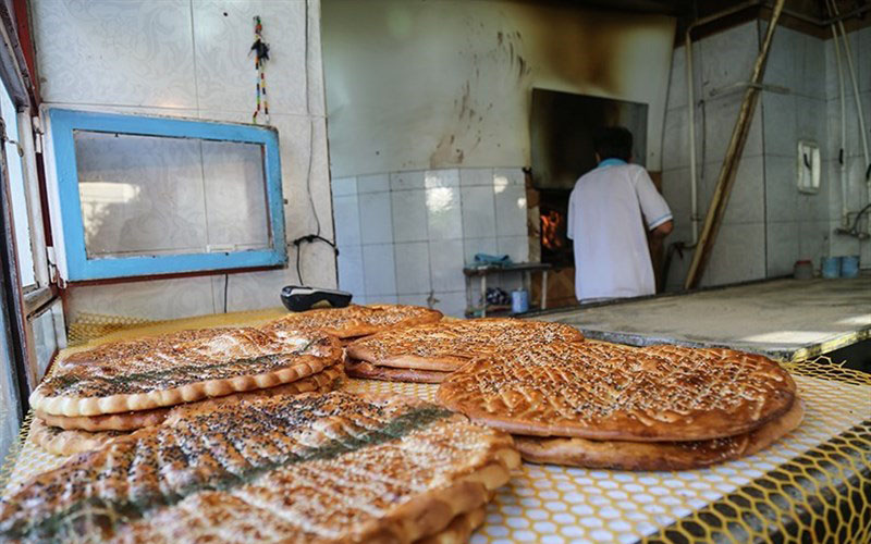  تشدید برخورد قانونی با متخلفان حوزه آرد و تخلفات نانوائیها
