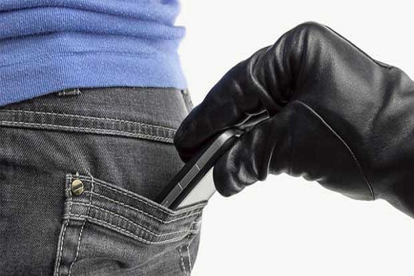 با۳ترفندساده ازسرقت گوشی جلوگیری کنید