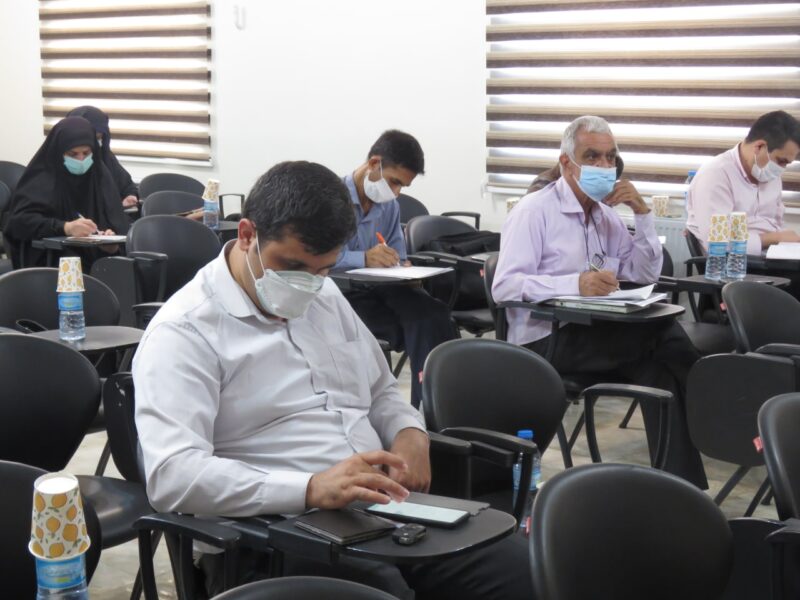 وکیل بیکارهمچون پارکینگی مملو از خودرو است