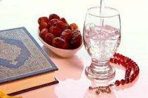 راهکارهایی برای پیشگیری از تشنگی در ایام روزه‌داری