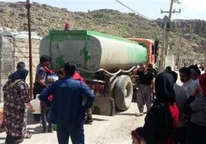 آبرسانی سیار به روستای سیل زده”استاد” در فاروج