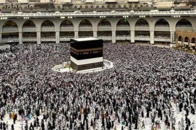 تشرف ۲هزار زائرگلستانی به سرزمین وحی