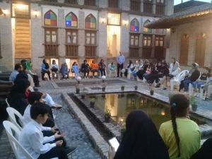 کارگاه آشنایی نوجوانان داستان نویس استان گلستان با صنایع دستی برگزار شد