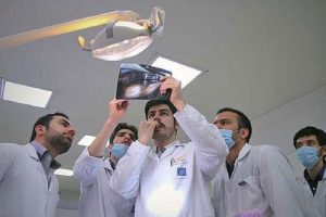 موافقت با پذیرش دانشجوی پزشکی در دانشگاه آزاد خراسان شمالی