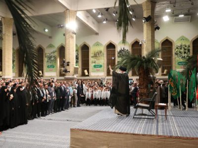 دفاع مقدس نشان داد جوانان می توانند همه مشکلات را حل کنند
