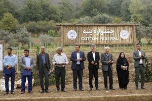 برگزاری دومین روز از جشنواره پنبه در مزرعه گردشگری توسکا شهرستان گرگان با شعار از مزرعه تا جامه