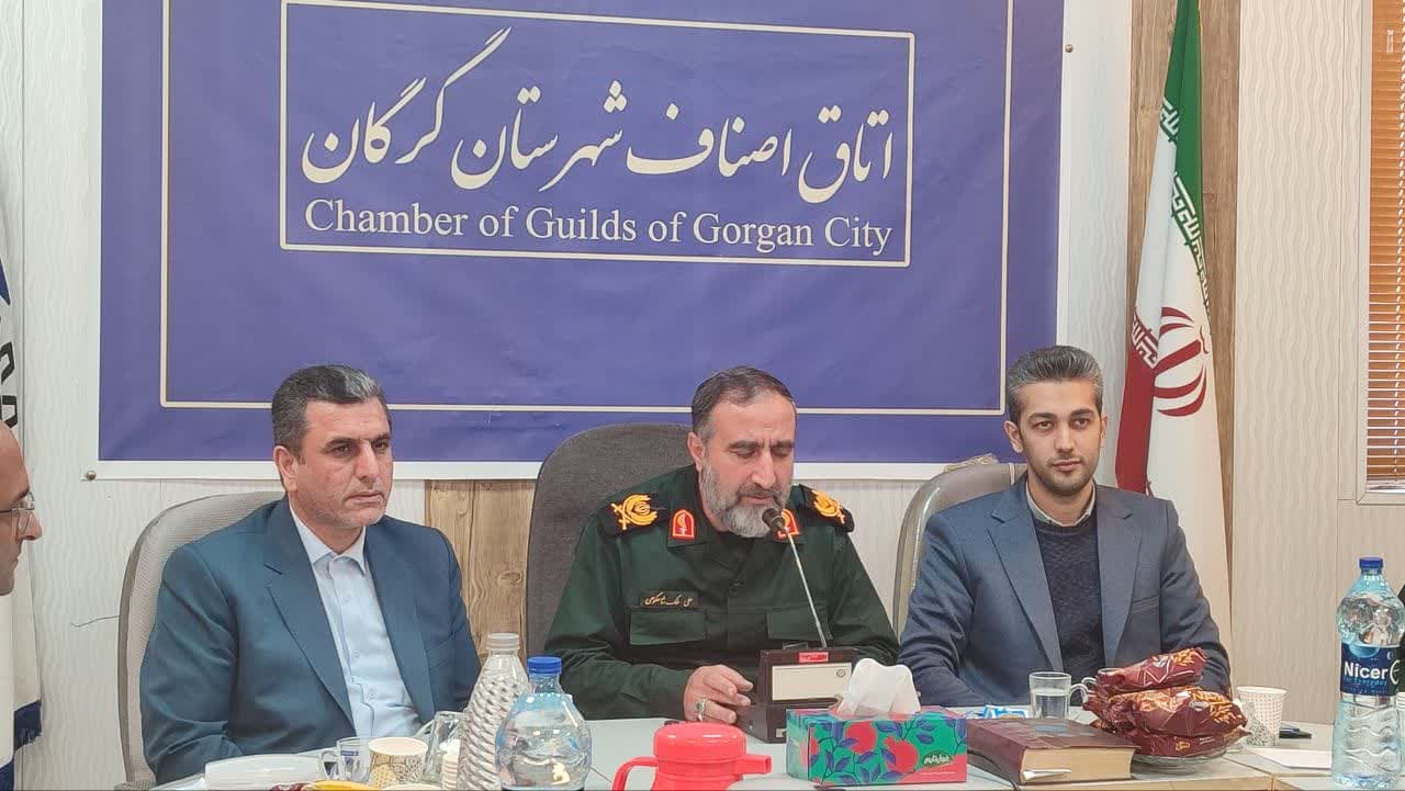 اصناف نقش پررنگی در پیروزی و حمایت از انقلاب داشتند