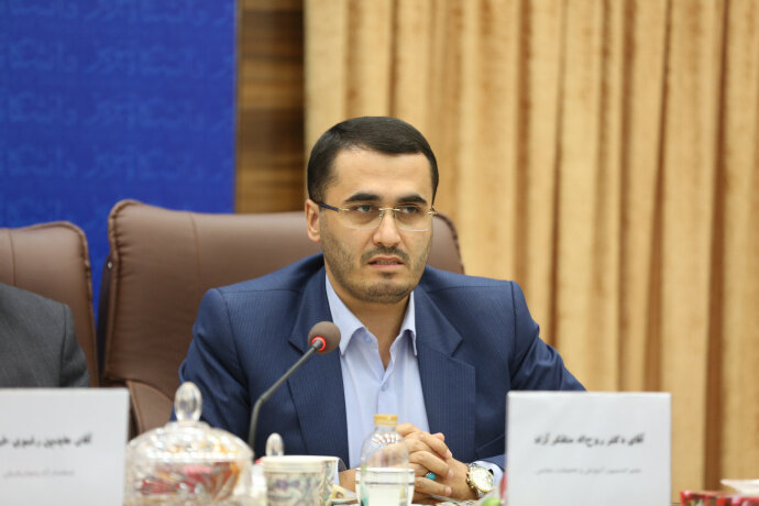 خروج از بیکاری نیازمند تعریف بسته های چند مولفه ای است