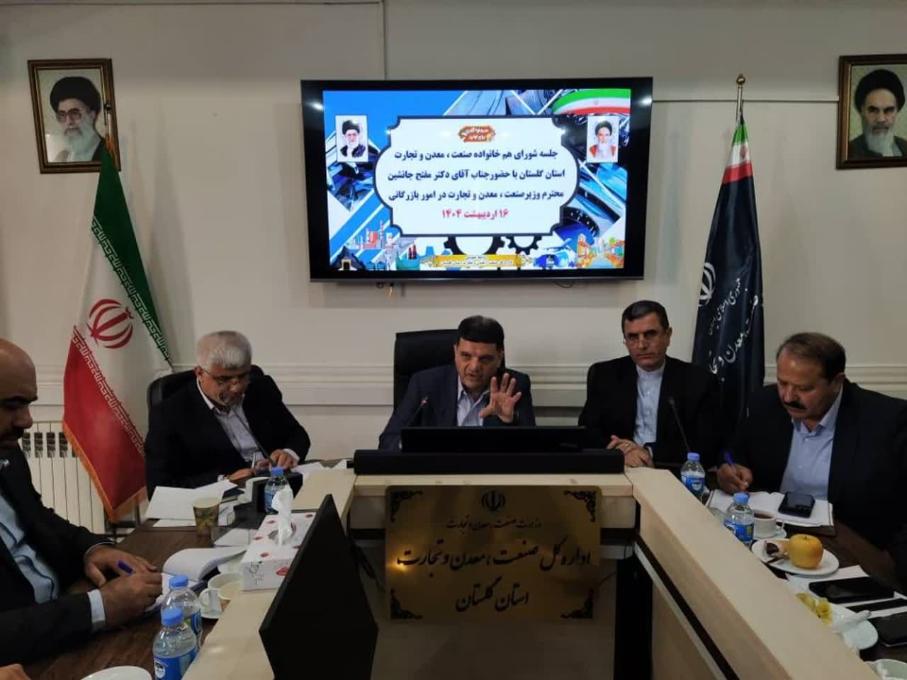 رفع چالش های حوزه صنعت از اهم برنامه های وزارت صمت است