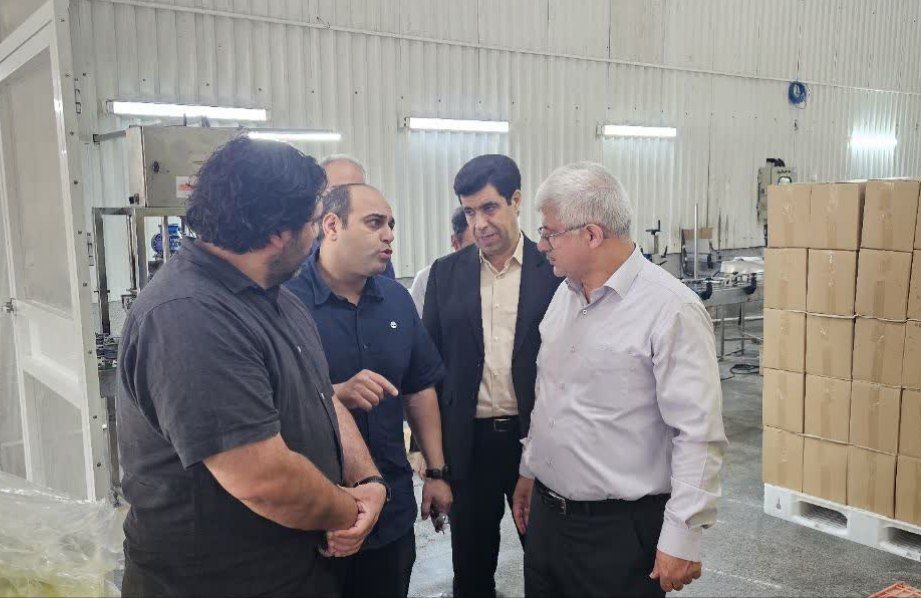 انبارهای گلستان مملو از کالاهای اساسی است