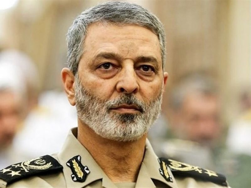امیر سرلشکر سید عبدالرحیم موسوی را در حکمی به ریاست ستاد کل نیروهای مسلح منصوب کردند