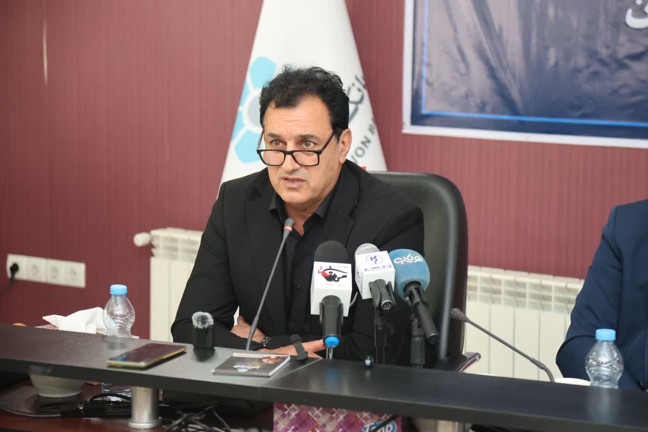 برگزاری نمایشگاه‌های «۱۰۰۰ میدان، ۱۰۰۰ بازار» با محوریت پوشاک