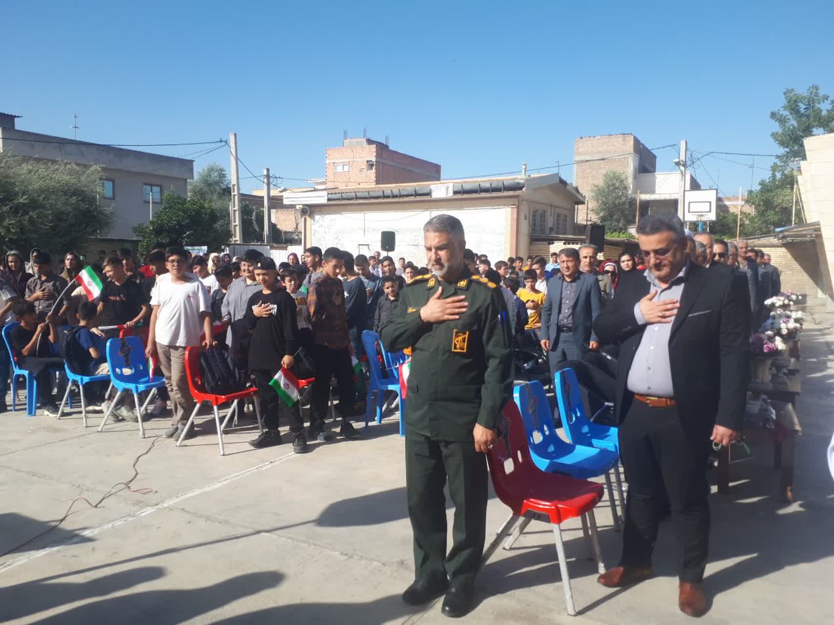 آغاز سال تحصیلی در گنبد کاووس با پیام سبز «جشن جوانه‌ها»
