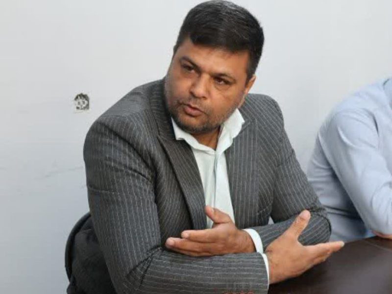 تلاش برای امنیت شغلی و ارتقای رفاه اجتماعی