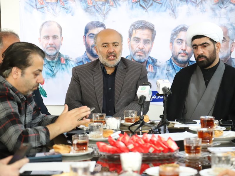 مداحی باید از آسیب واسطه‌ها دور بماند