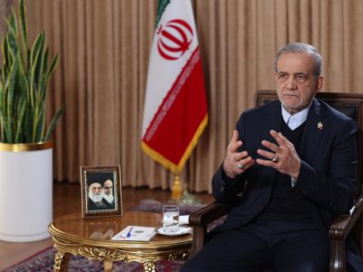 مصممیم که نگذاریم مردم از بُعد معیشت در تنگنا باشند