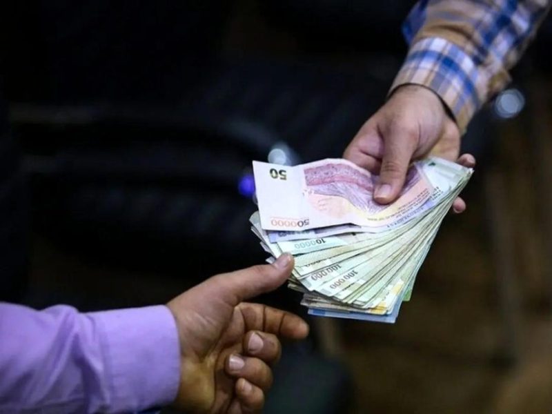 جراحی اقتصادی جامعه کارگری را از نفس انداخت/ تورم سوار بر دستمزدها است