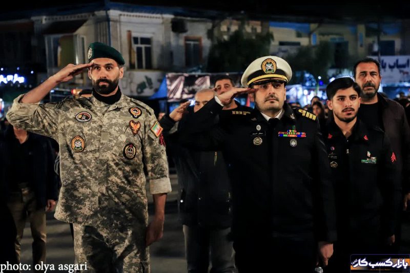 مراسم وداع با پیگر شهدای گلستانی ناوشکن دنا در جنگ رمضان