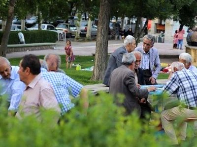 پیگیری افزایش حقوق و متناسب‌سازی بازنشستگان تامین اجتماعی