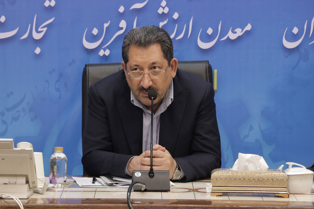 افزایش قیمت خودروها غیرمنطقی است/واردات خودروی اقتصادی