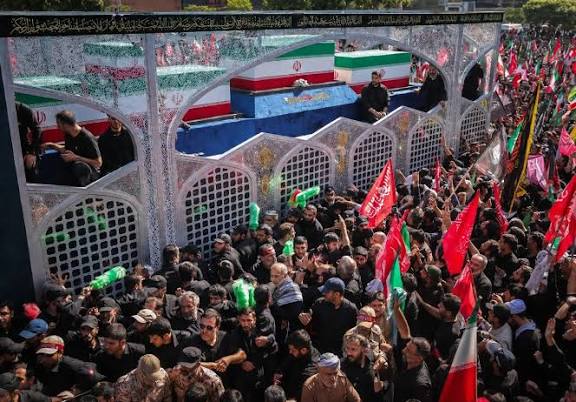 خودداری از تشرف به حرم از ورودی‌های باب الرضا و الجواد 