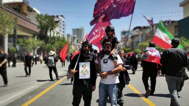 مشهد؛ در لحظات پایانی قبل از تشییع رهبر شهید + تصاویر