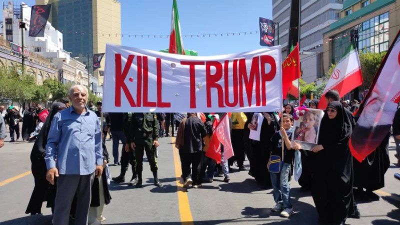 مشهد؛ در لحظات پایانی قبل از تشییع رهبر شهید + تصاویر
