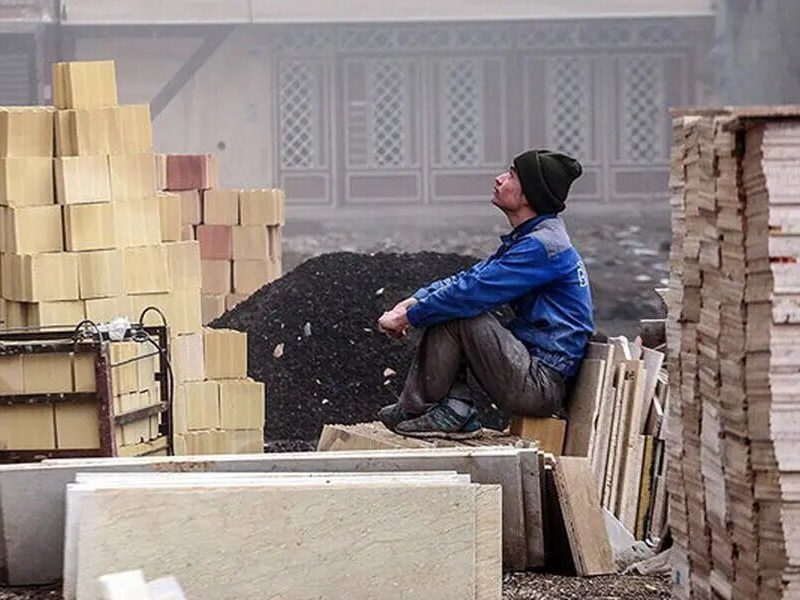 کارگران ساختمانی توان پرداخت حق بیمه بیشتر را ندارند