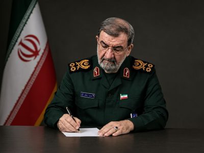واقعیت در دستان ایران است نه رییس جمهور خیال پرداز آمریکا