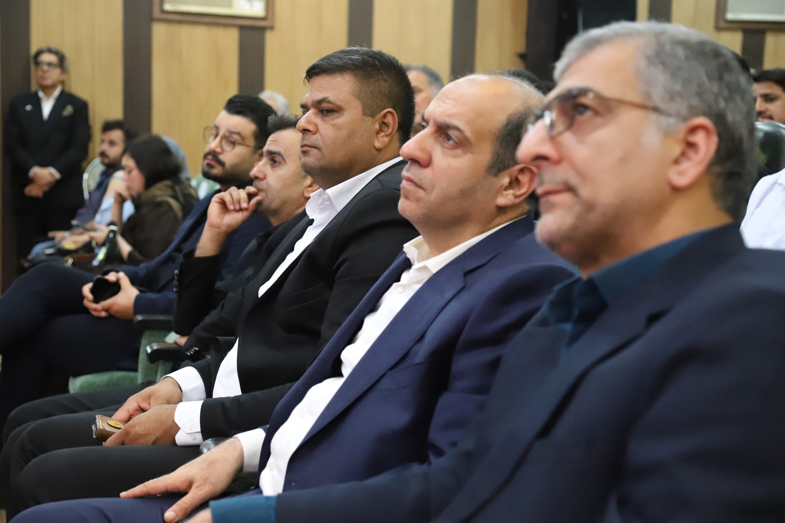 تشکل‌های تخصصی، زمینه‌ساز انتقال دانش و توسعه صنعت ساختمان هستند